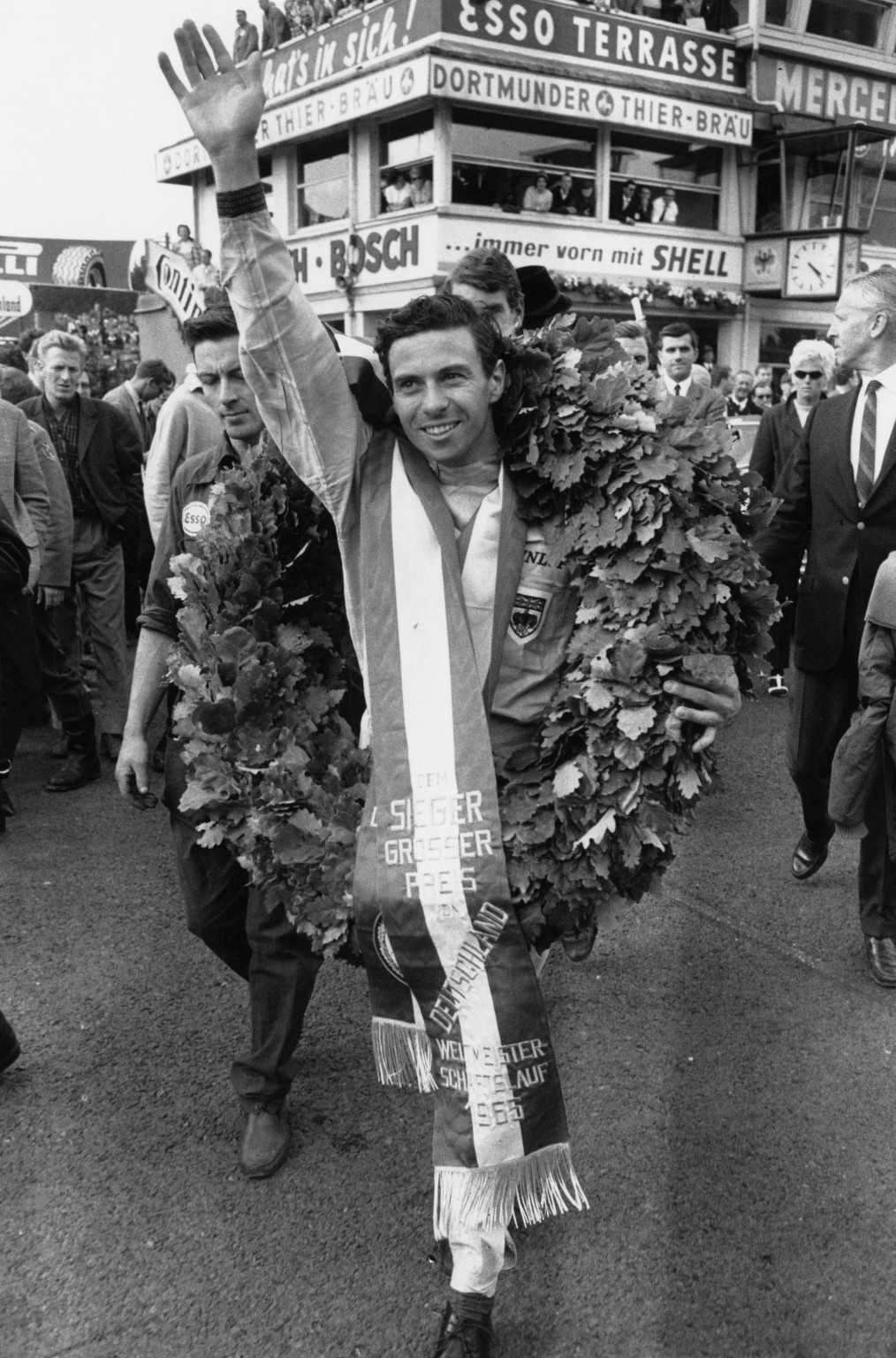 Clark Regains World Title